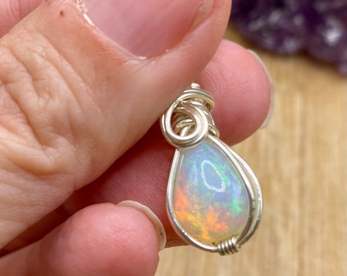 Ethiopian Opal Crystal Pendant OPP10