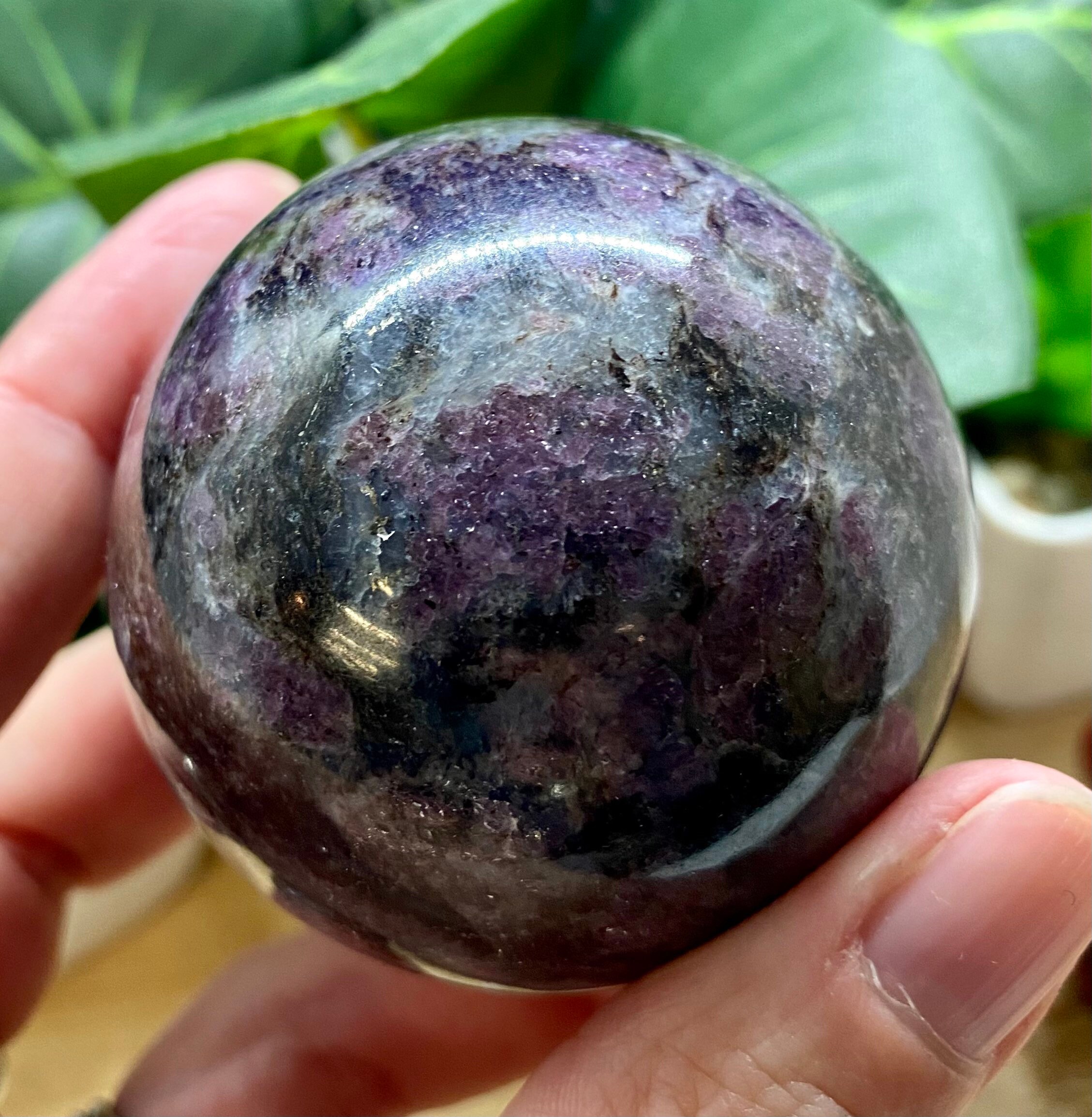 Spinel sphere crystal ball PG1 Shelf 4
