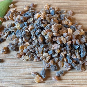 1 ounce of Myrrh resin gum incense granules