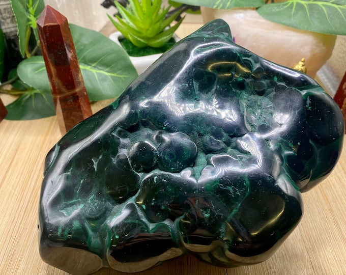 Polished malachite specimen geode crystal MAL3