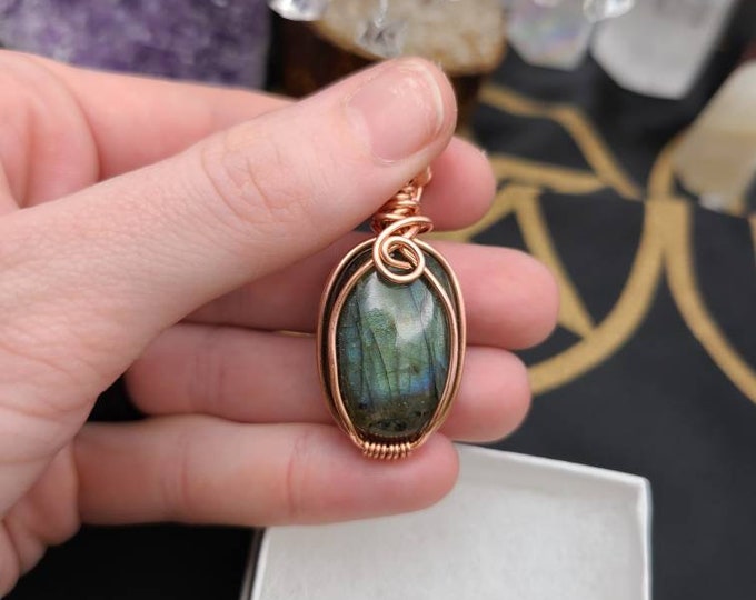 Labradorite Pendant LABP17-R5