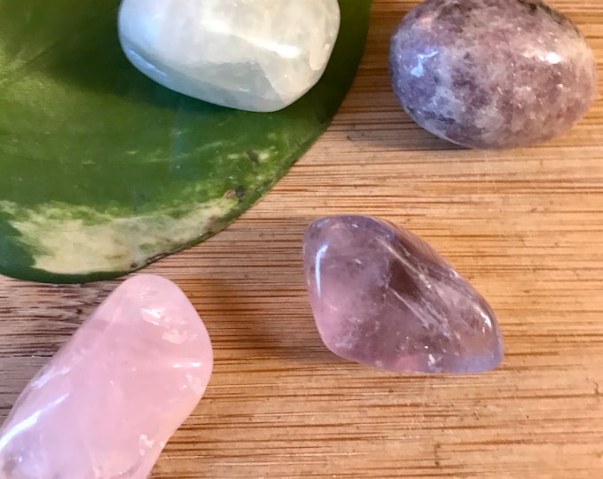 Release Anxiety and stress tumbled crystal stone set geode healing peace calm calming soothing protection