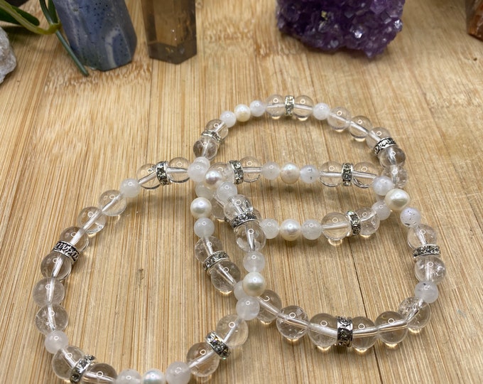Rainbow Moonstone, Clear Quartz and Pearl bracelet