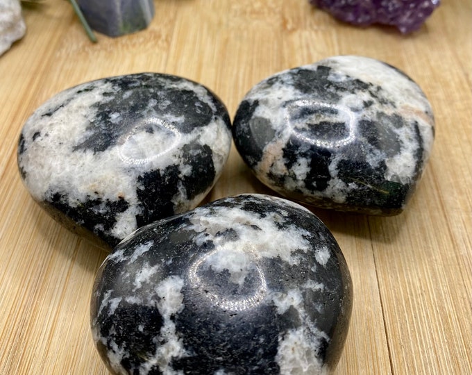 Large black tourmaline in Quartz heart SME24