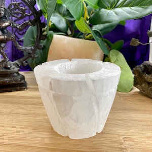 Flower pot Selenite crystal candle holder votive altar satin spar gypsum sphere SME24