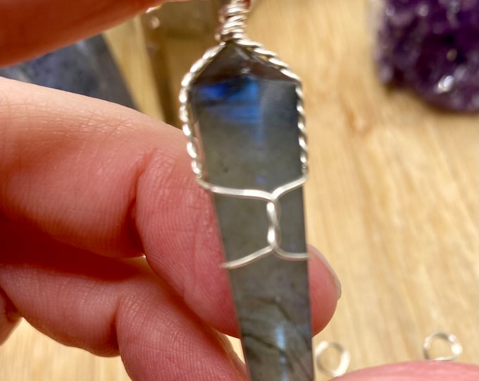 Labradorite point pendant necklace double terminated