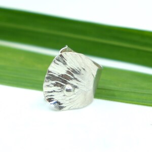 Silver gingko leaf ring, gift for mum image 2