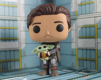 Figura personalizada de Pedro Pascal (The Mandalorian y Grogu, Smuggler's Run)