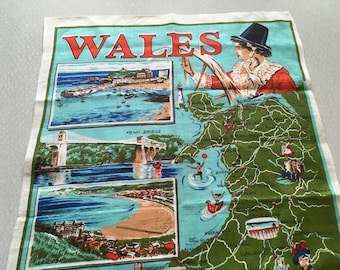 Vintage Wales linen tea towel // Linen kitchen towel // Wales souvenir