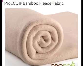 Bambufleece, 150 cm bred. 70 procent bambuviskos, 30 procent ekologisk bomull. Säljs per halvmeter.