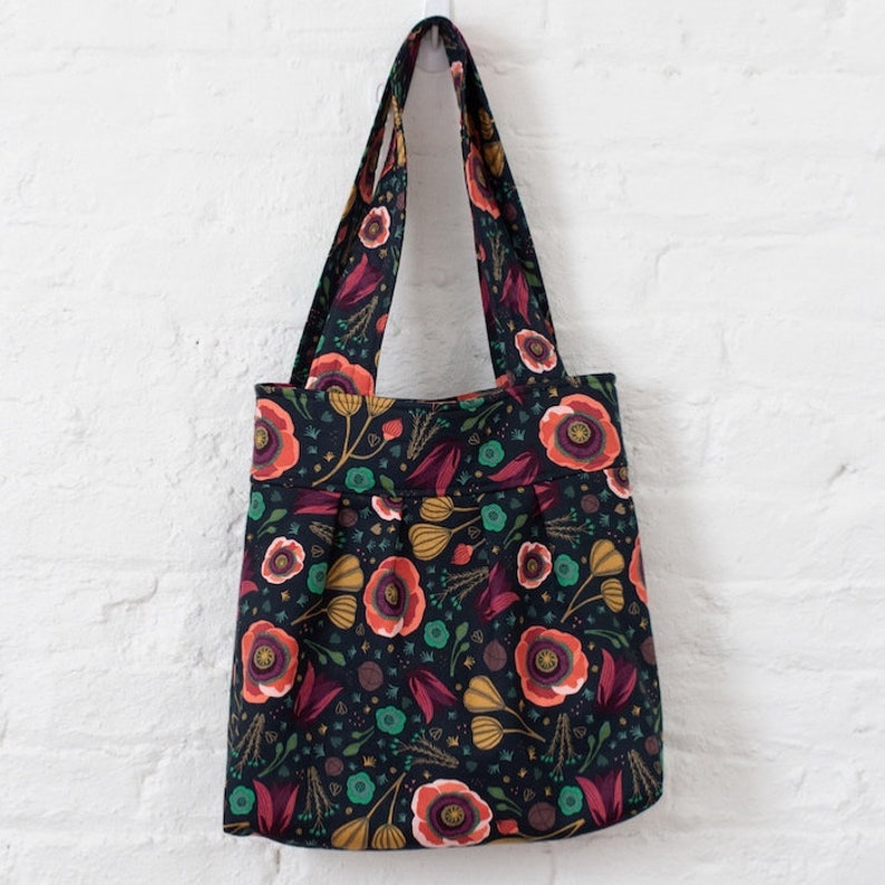 Cloud Nine Free UK Postage Modern Organic Cotton Organic Cotton Fabric /'Forest Jewels Dark Blooms /' Cloud9 Quilters Cotton