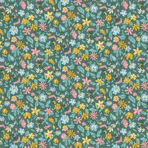 Liberty Fabric, Heirloom 5 Collection, Morning Meadow 016673104A. Beautiful Lasenby Cotton fabric for quilting, patchwork, sewing projects.