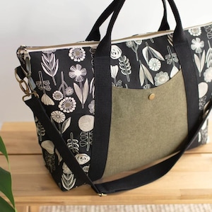 Oxbow Tote Sewing Pattern by Noodlehead. Anna Graham. AG553. Zippered tote bag in two sizes. Bag Making Sewing Pattern. Make your own bag image 3