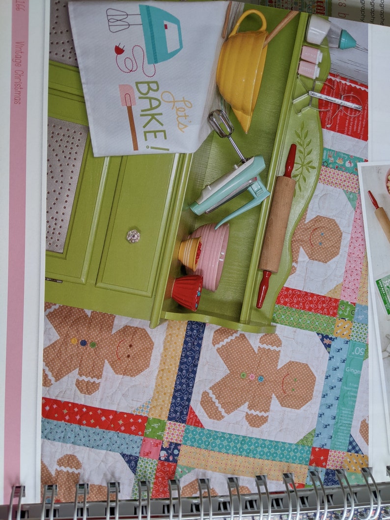 Vintage Christmas Book by Lori Holt. Bee in My Company. Etsy UK