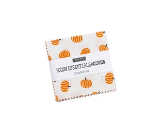 MODA Holiday Essentials HALLOWEEN Mini Charm Pack. Contains 42 x 2.5" pre-cut squares. Cotton fabric. Halloween Fabrics by Stacy Iest Hsu