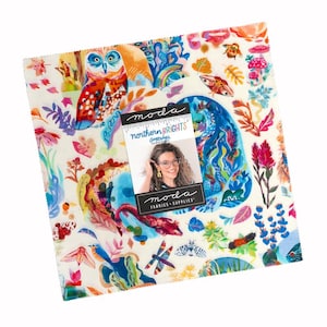 MODA Layer Cake Nördliche Brights Amaries Henderson Enthält 42 Stück mit einem quadratischen 10 ""Quadrat-Qualitäts-Baumwoll-Quilting-Stoff."
