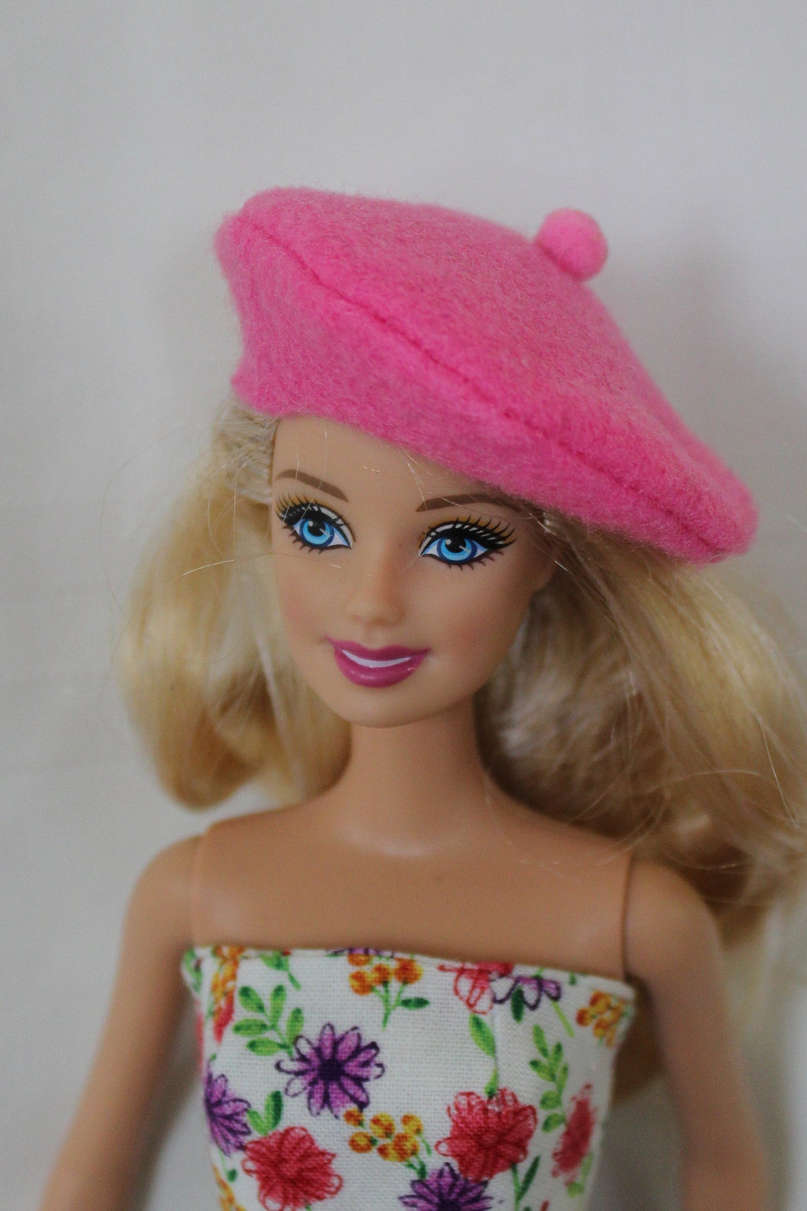 1:6 Scale Pom Pom Beret for Barbie Sized Fashion Doll - Etsy