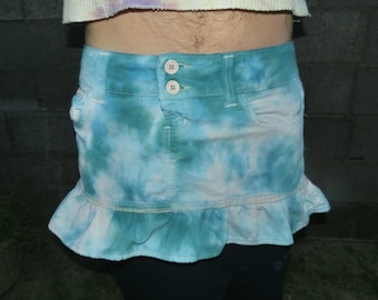 G12 - Junior's size 9 US - Blue tie-dye ruffled mini-skirt dope swag unique festival party girl boho vintage nostalgic luxe style festival