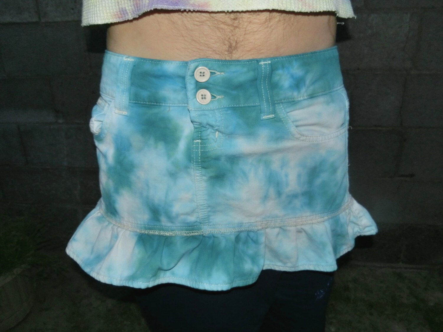 G12 - Junior's size 9 US - Blue tie-dye ruffled mini-skirt dope swag unique festival party girl boho vintage nostalgic luxe style festival