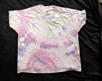 R08 - Adult 3XL - tie-dye t-shirt - plus size-  pastel waves ice dye plus-size psychedelic trippy tie-dye t-shirt