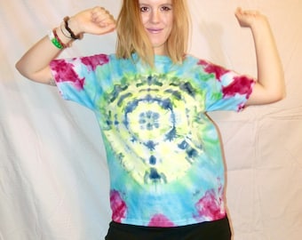 O69 - Adult Large Tie Dye T-shirt - L - Yellow and blue chest mandala pastel goth ice dye tee hippie boho bohemian trippy vaporwave