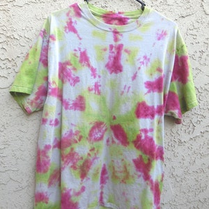 D19- Adult Large - L - tie-dye t-shirt - pink and lime pastel goth trippy abstract boho hipster hippie retro festival rave party bohemian