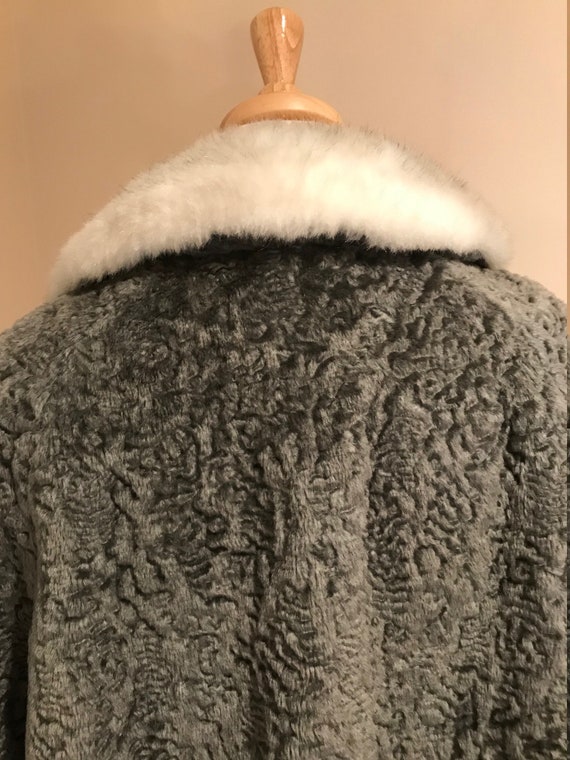 Vintage Suzy Lynn Faux Fur Coat - image 5