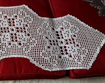 Lacy Runner - Filet Crochet Pattern and Charts, Digital PDF pattern download, Easy to follow charts, Table Runner, Home Decor