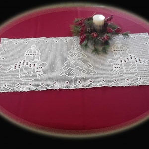 Winter Wonderland Thread Filet Crochet Table Runner Pattern and Charts, Snowman, Christmas Tree, Instant PDF Pattern Download, Holiday Decor