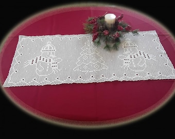 Winter Wonderland Thread Filet Crochet Table Runner Pattern and Charts, Snowman, Christmas Tree, Instant PDF Pattern Download, Holiday Decor