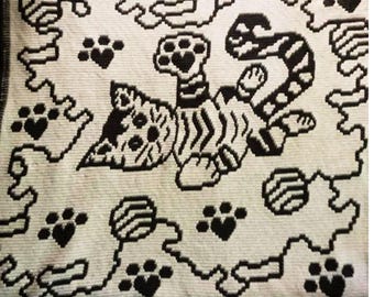 LovePrints Kitty Blanket - Overlay Mosaic Crochet Chart Pattern