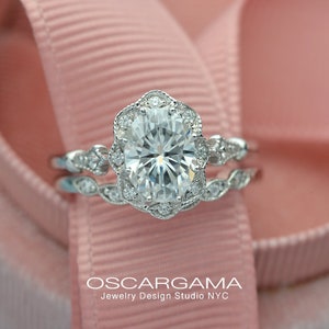 Daisy Oval halo engagement ring white gold - vintage style - vintage inspired - Moissanite or Lab Grown Diamond in 14k, 18k or Platinum