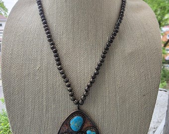 Vintage Native American Sterling Silver Navajo Pearl Necklace with Stationary Pendant