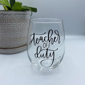 Personalized Floral Teacher Stemless Wine Glass, Design: TEACHER2