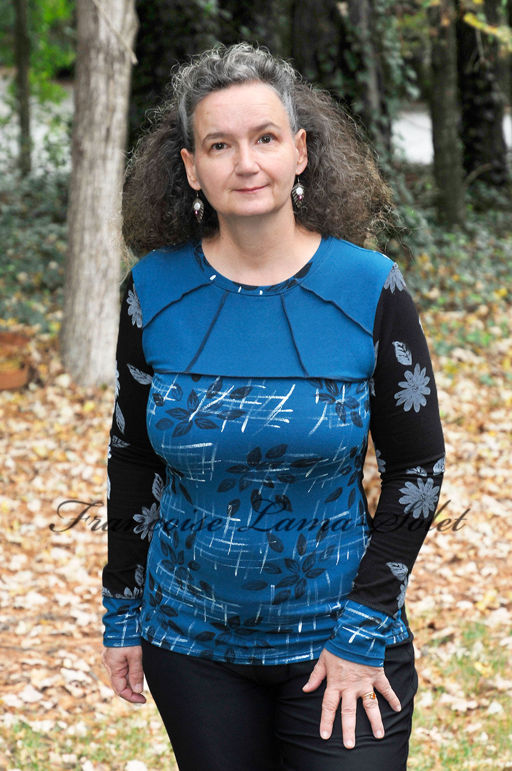 Fall Winter T-shirt Long Sleeve Teal Black Graphic Modern Top Abstract ...