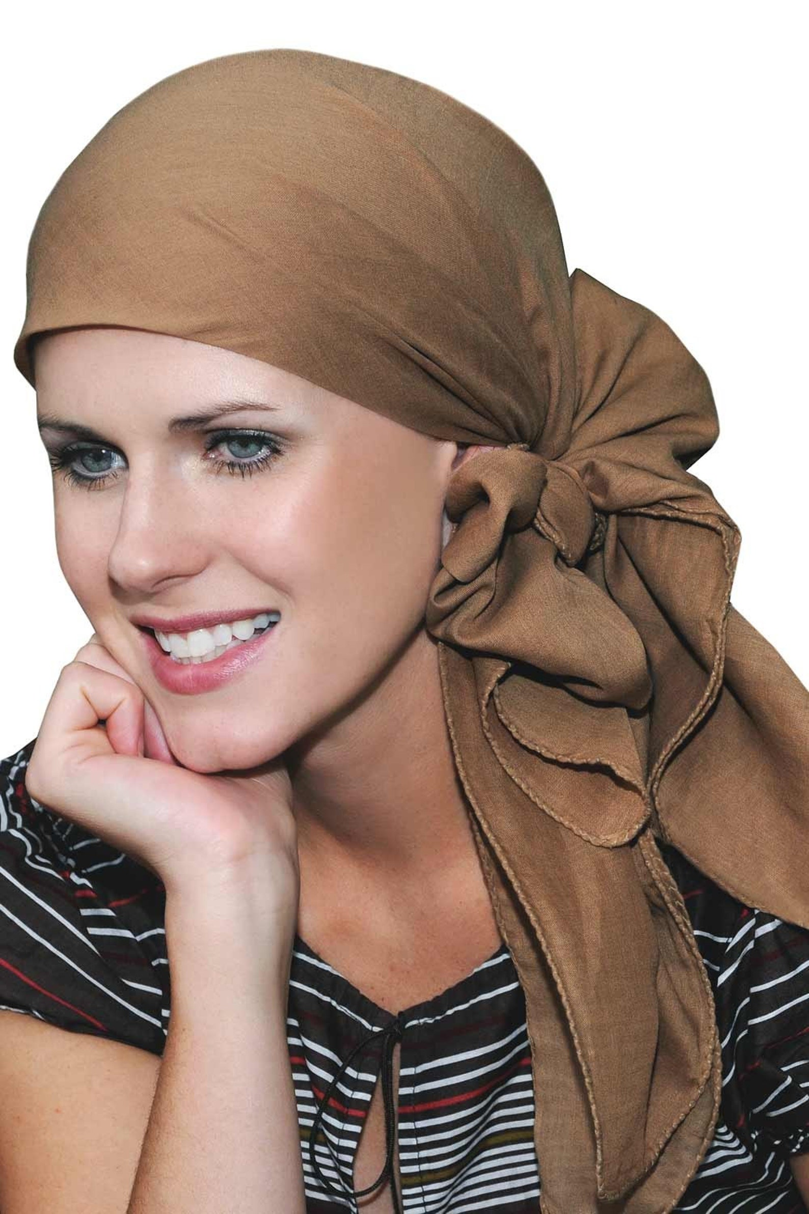 Платок на лысую голову. Красивые платки на голову. Головные уборы для женщин. Готовые платки на голову. Летний платок на голову.
