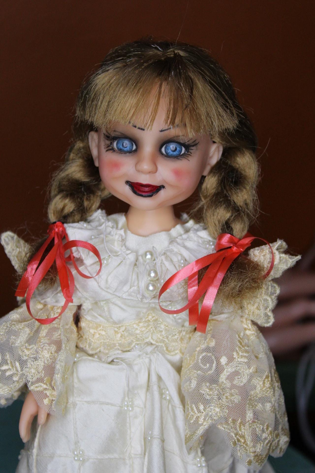 Annabelle Doll Replica: the Conjuring Inspired Haunted Horror Doll - Etsy, image size:1280x1920