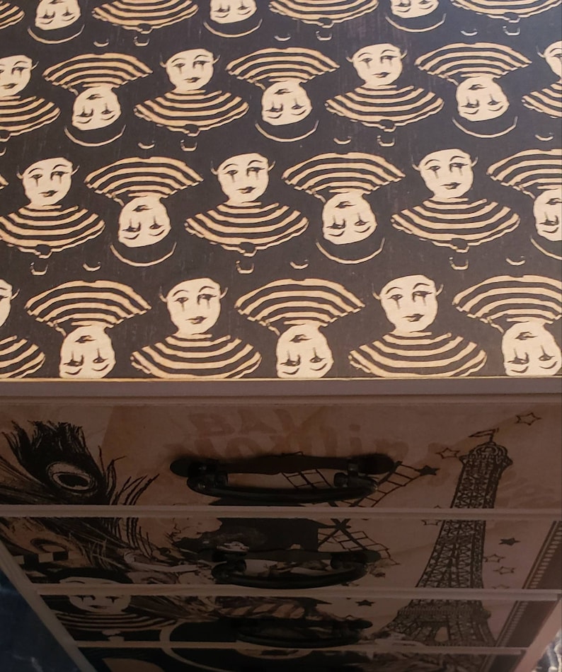 Old Hollywood Tabletop Chest