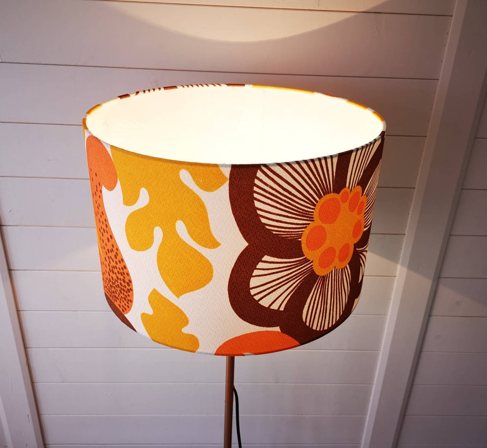 GRAND ABAT JOUR juponné doublé Vintage COSY Rétro fleur et frange 24cm haut EUR 52,00 - FR GRAND ABAT JOUR juponné doublé Vintage COSY Rétro fleur et frange 24cm haut EUR 52,00 - FR