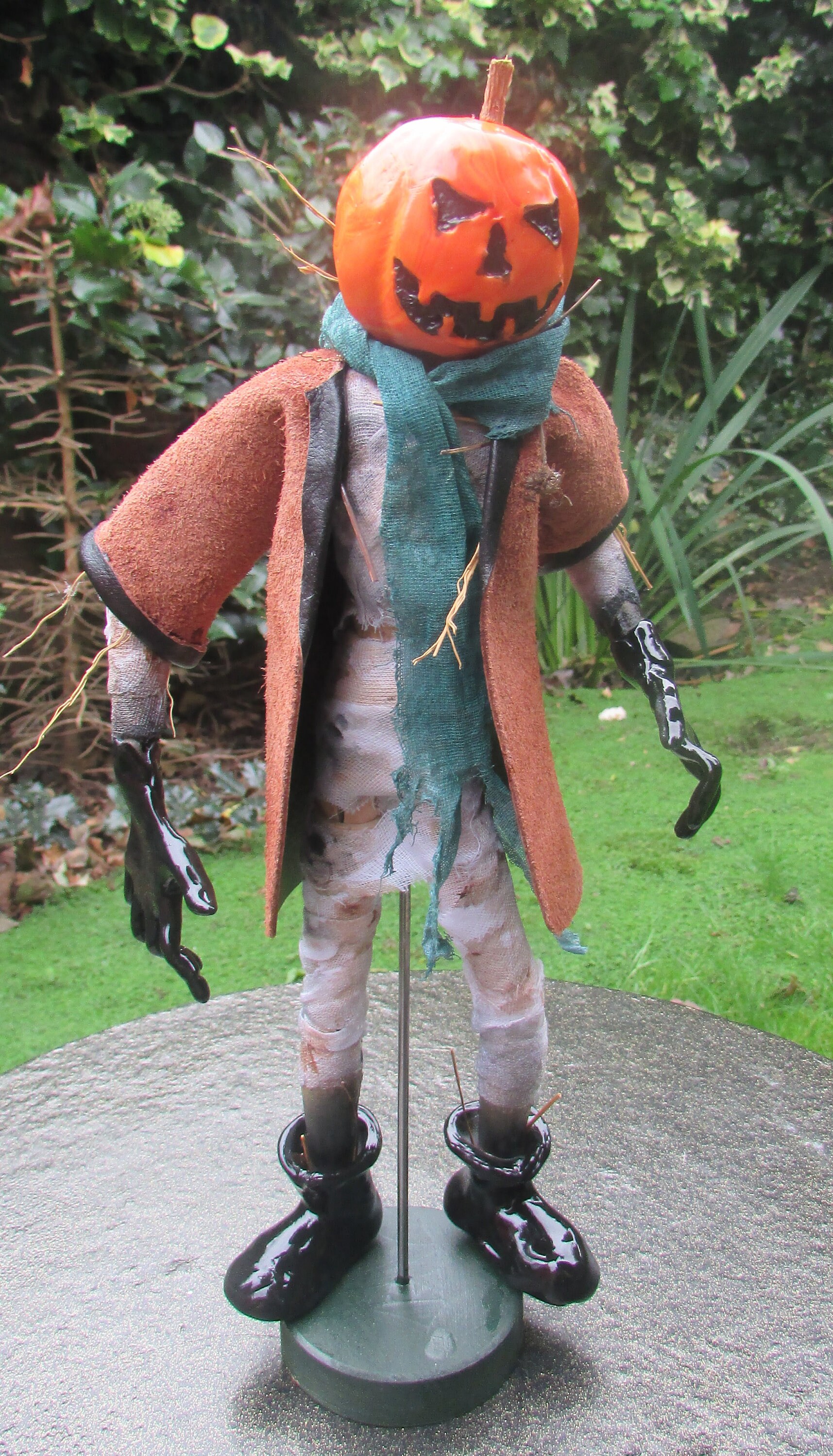 custom scarecrow figure