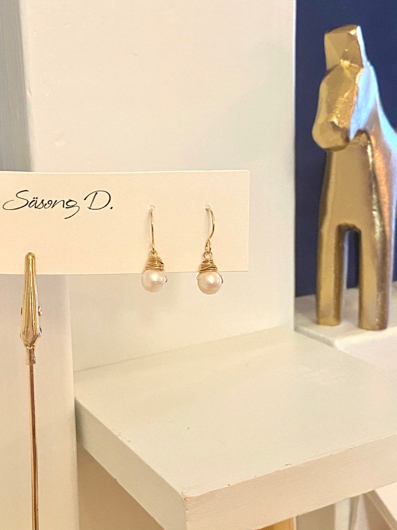 Freshwater pearl silver filled wire