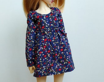 Minifee mori dress flowers on navy perfect for any season