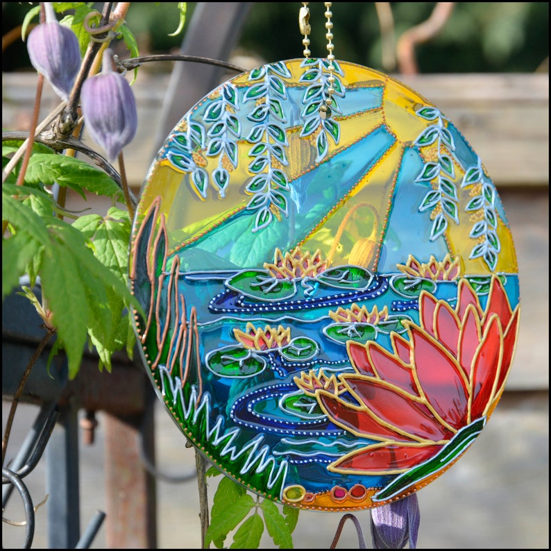 Waterlilies Lake Suspending Suncatcher pour la décoration de jardin colorée, décoration de fenêtre florale en verre teinté peinte à la main, cadeau damoureux des fleurs image 7