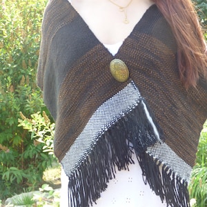 Sheep wool weaving
