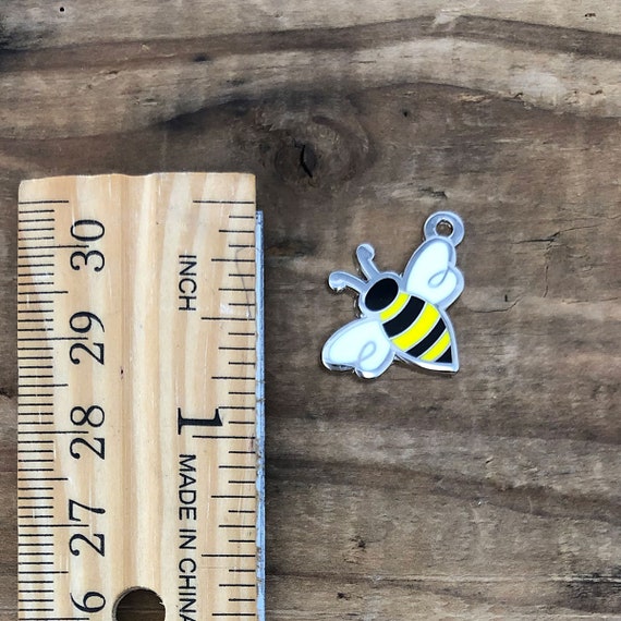 Gold Tone Bee Enamel Charms, Bee Charm, Jewellery Making, Metal Charm, Craft Supplies, Bumble Bee Charms, Craft Supplies, Bee Charms, Bees
