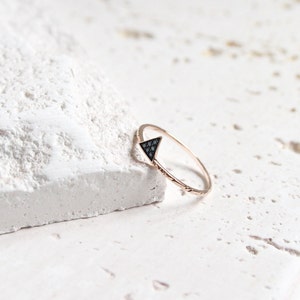 Thin Gold ring,Pavé Triangle Blue diamonds Gold Ring,Rose Gold,14k,Everyday jewelry,Wedding Jewelry,Simple Ring Band,For gift from korea image 4