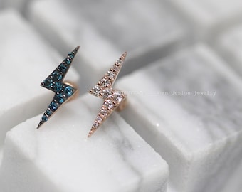 18g デリケート 14K ソリッドゴールド ブルーダイヤモンド ライトニングボルト フラットバック ラブレットピアス、低刺激性イヤリング、軟骨、トラガス、ヘリックスピアス