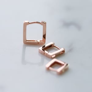 14k Gold Square Cartilage Hoop,Tragus earring, Helix Hoop,Seamless Hoop,Small hoop earring