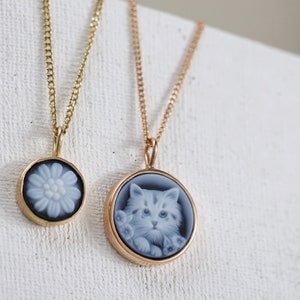14k solid gold cameo charm necklace,Agate cat camoe pendant, flower cameo pendant,For mom,Jewelry gift necklace