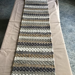 Woven Cotton Tablrunner